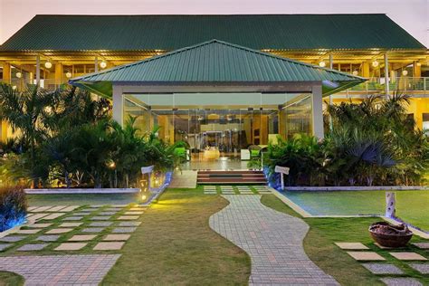 starz resort sanand.